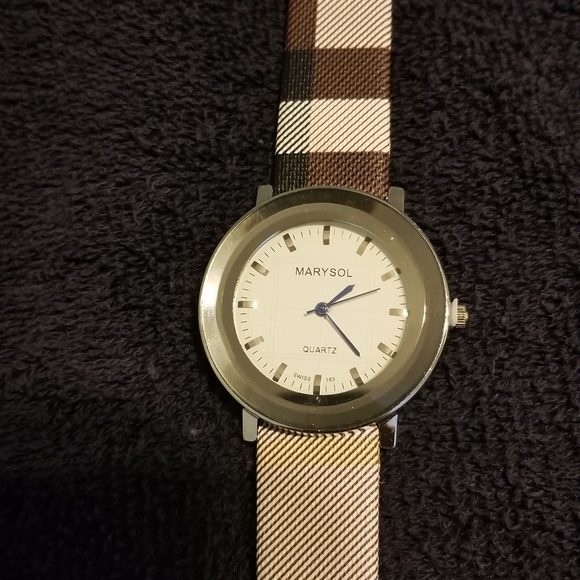 Watch - Picture 2 of 3